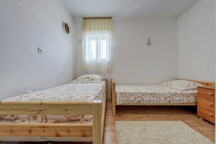 Villa pour 9 personnes, avec jardin ainsi que balcon et piscine à Solin - 3