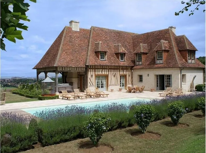 Chalet para 12 personas, con jardín además de piscina y vistas - 1