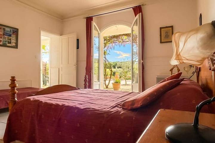 Ein alter Mas in der Provence, Sonne und Schwimmbad in Cabannes, Arles und Umgebung