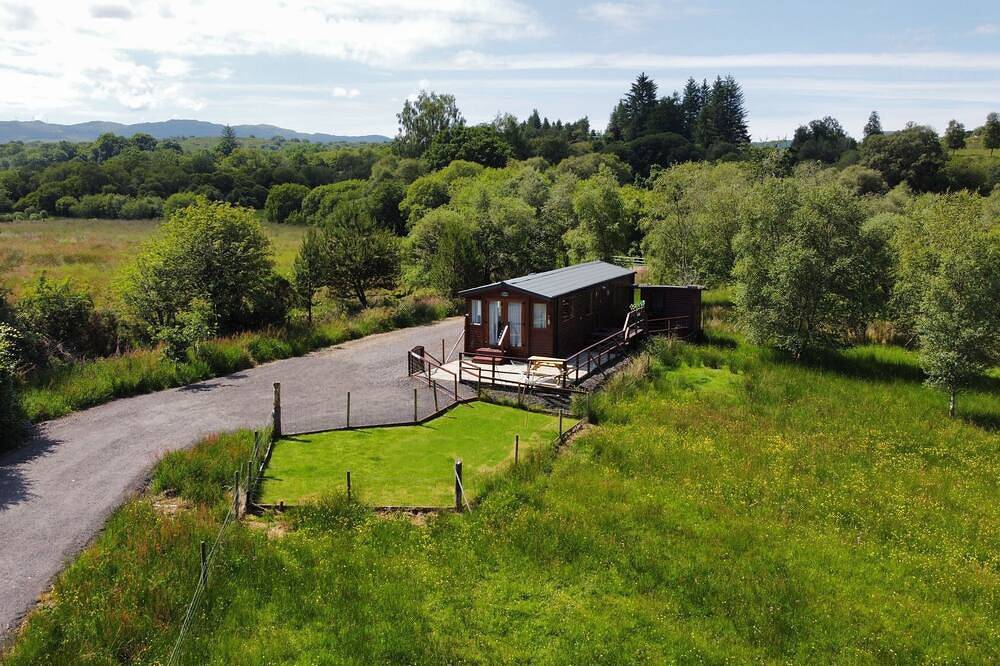 Loch View - luxury cabin with spectacular alpine and loch views in Argyll & Bute