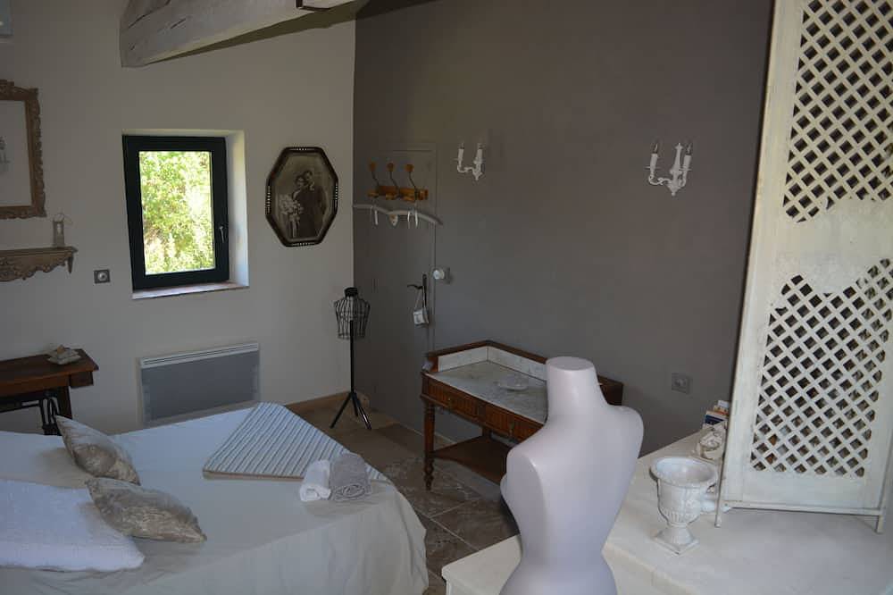 Im Herzen der Provence provenzalisches Bauernhaus, Olivenhain. in Aureille, Arles und Umgebung