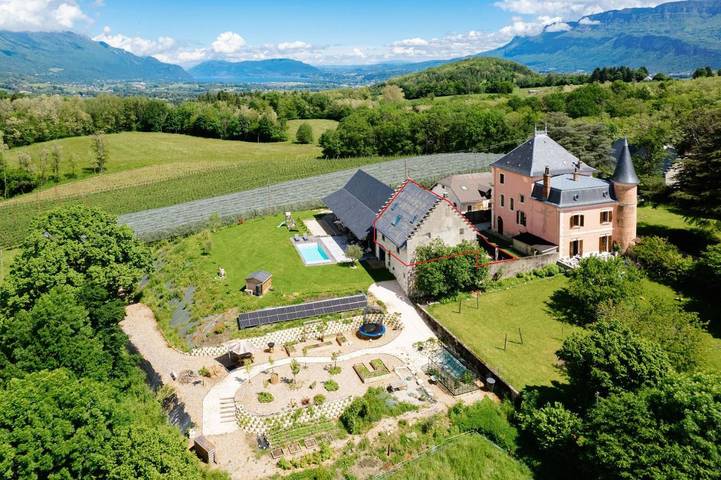 Location de vacances pour 6 personnes, avec Terrasse et Vue à Saint-Sulpice (Savoie)
