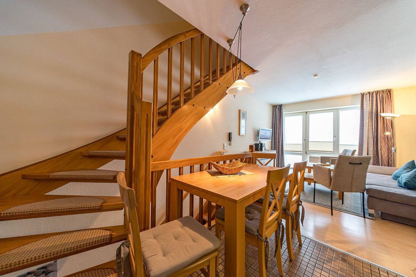 Ganze Wohnung, Hübsches Maisonette-Ferienapartment mit Balkon und tollem Blick zur Nordsee in Schillig Strand, Wangerland