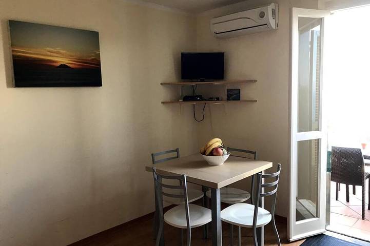 Appartement entier, Apartment with stunning views over Tropea and great infinity pool in Parghelia, Province de Vibo Valentia