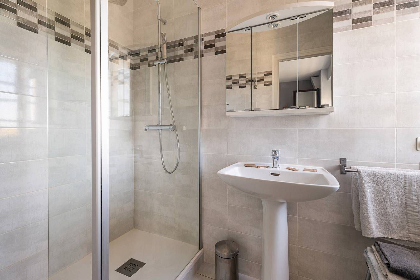 Chambre d'hôtes 'La Mansardière - Chambre 3' avec jardin commun et Wi-Fi in Cancale, Baie du Mont-Saint-Michel