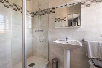 Chambre D’hôte pour 2 Personnes dans Cancale, Côte d’Émeraude, Photo 3