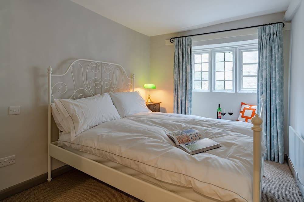 Spinner's Cottage - Pet friendly in Burford in Burford, Oxfordshire