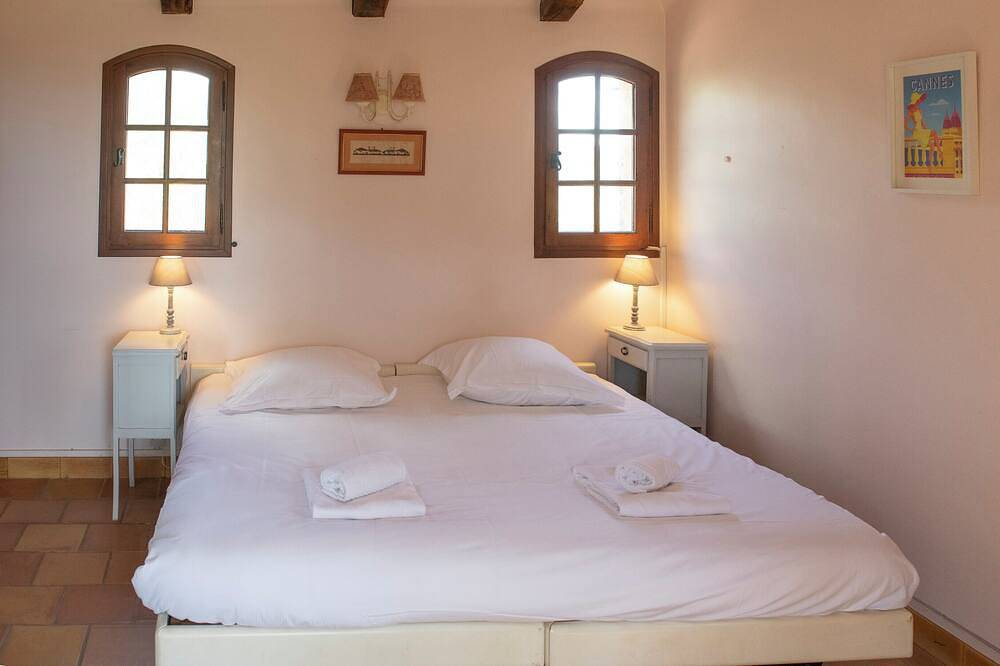 La Lezardiere Villa for 8 By Sunset in Le Tignet, Cannes region