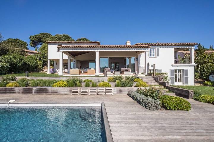Ferienhaus für 8 Personen, mit Terrasse und Garten