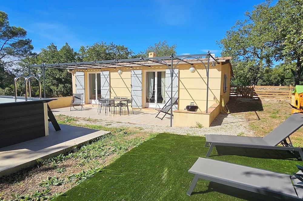 Quiet gîte in the heart of nature 🌿 Clim & swimming pool - center du Var in Le Luc, Draguignan region