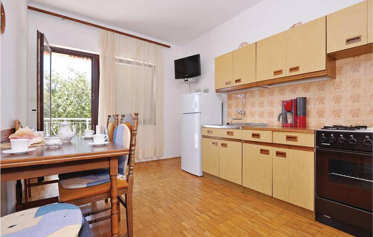 Ferienwohnung für 4 Personen, mit Terrasse in Starigrad - 2