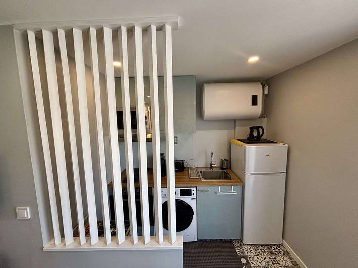 Appartement entier, Studio 4 pers à 2 min de la plage avec Tv écran plat, Wifi, proches commerces in Port-la-Nouvelle, Côte méditerranéenne (France)