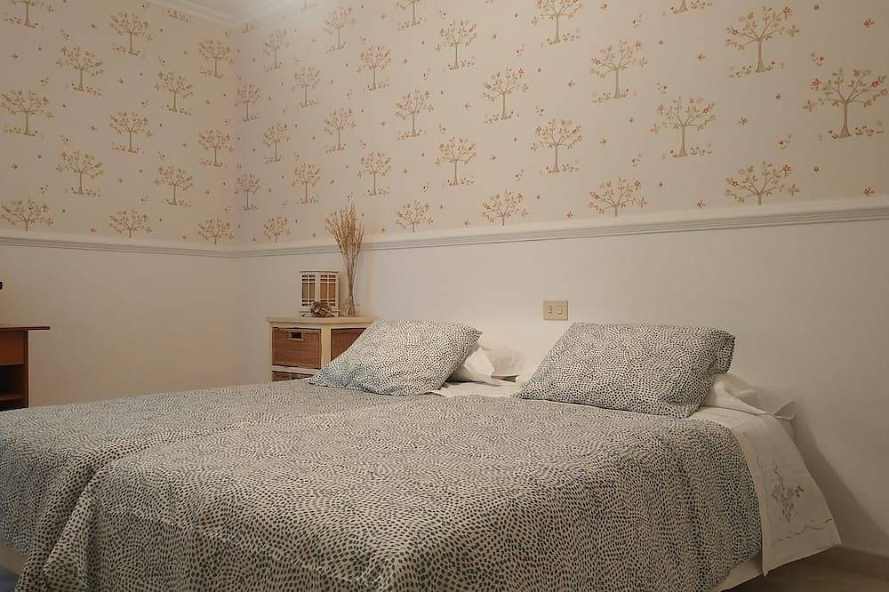 Apartamento entero, Marvelous 3-bedroom apartment with Wifi near the beach in Ribeira in Riveira, Rias Baixas
