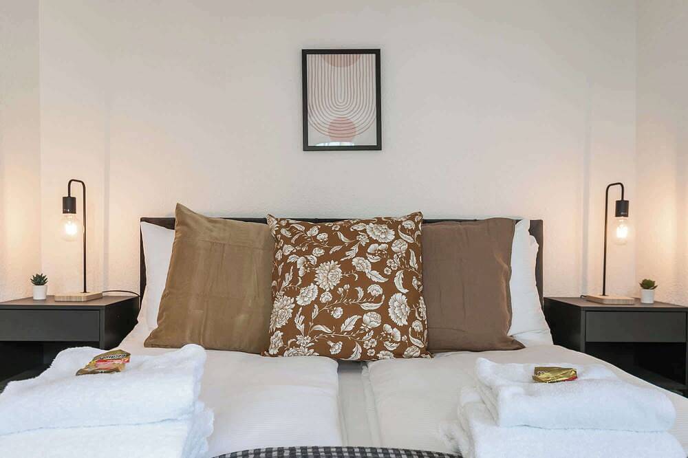 Entire apartment, Book2stay 1.5-room apartment #3 Hirschberg up to 2 people in St. Gallen, Lake Constance (Switzerland)