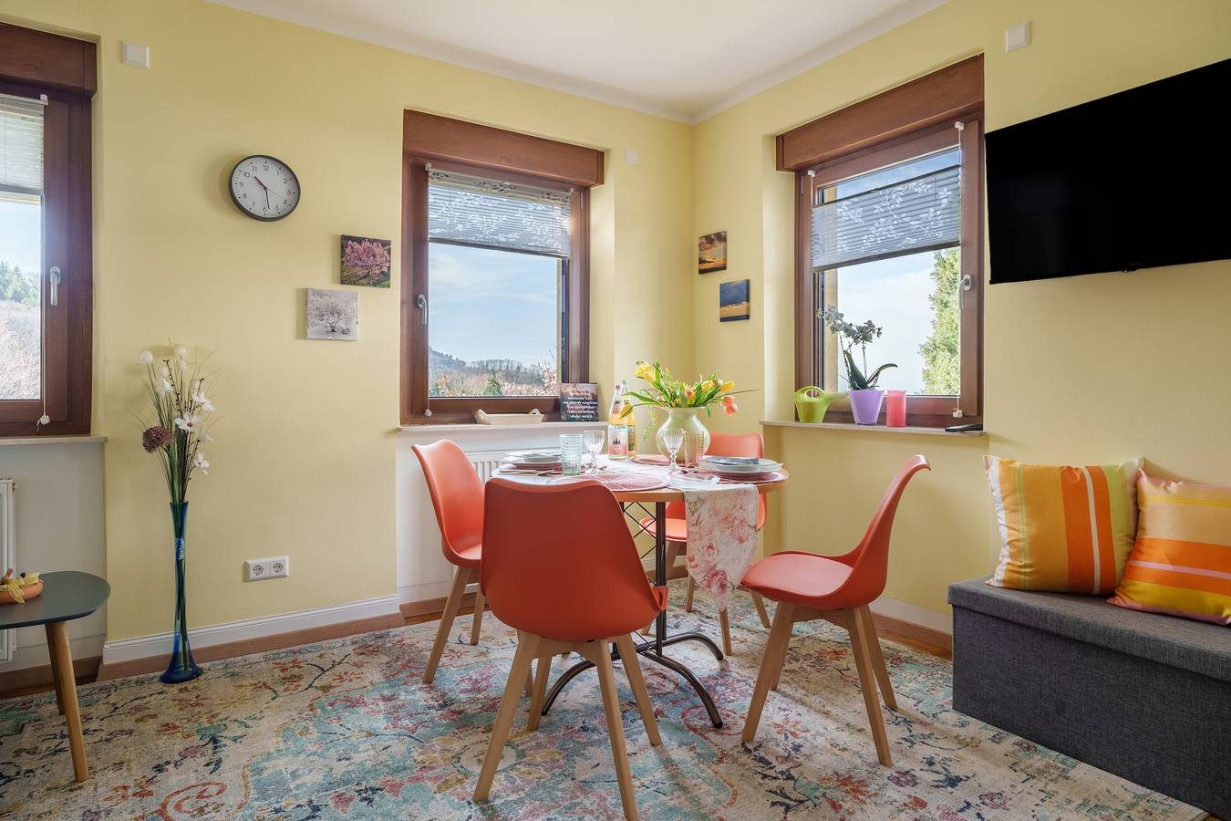Ganze Wohnung, Apartment 'Haus Gertrud' mit Bergblick, Gemeinschaftsterrasse und Wlan in Bühl, Mittlerer Schwarzwald