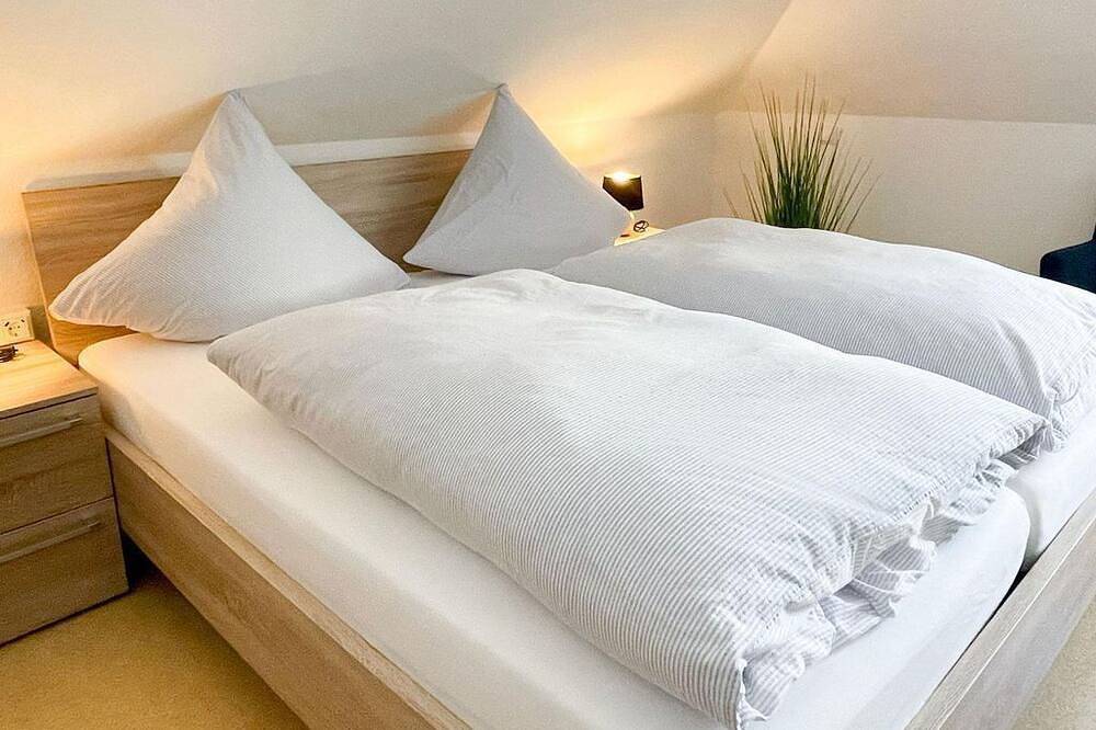 Ganze Wohnung, Goldschätzchen - Ferienappartements intour in Ockfen, Landkreis Trier-Saarburg