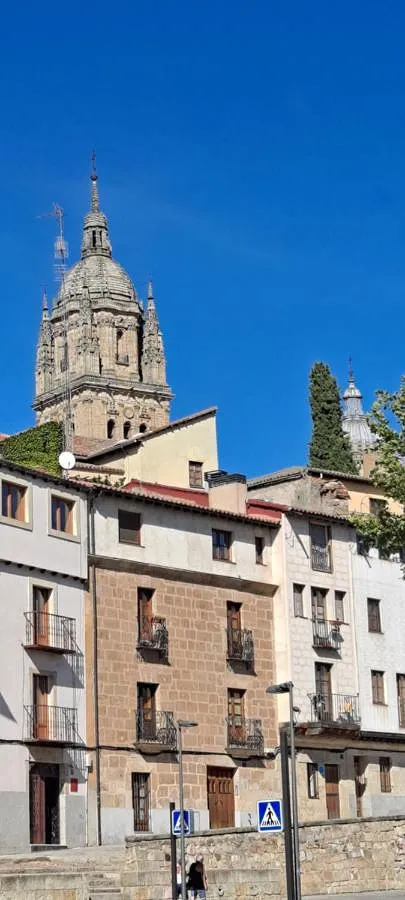 Apartamento de vacaciones para 5 personas, con vistas al lago y piscina además de vistas y balcón - 1