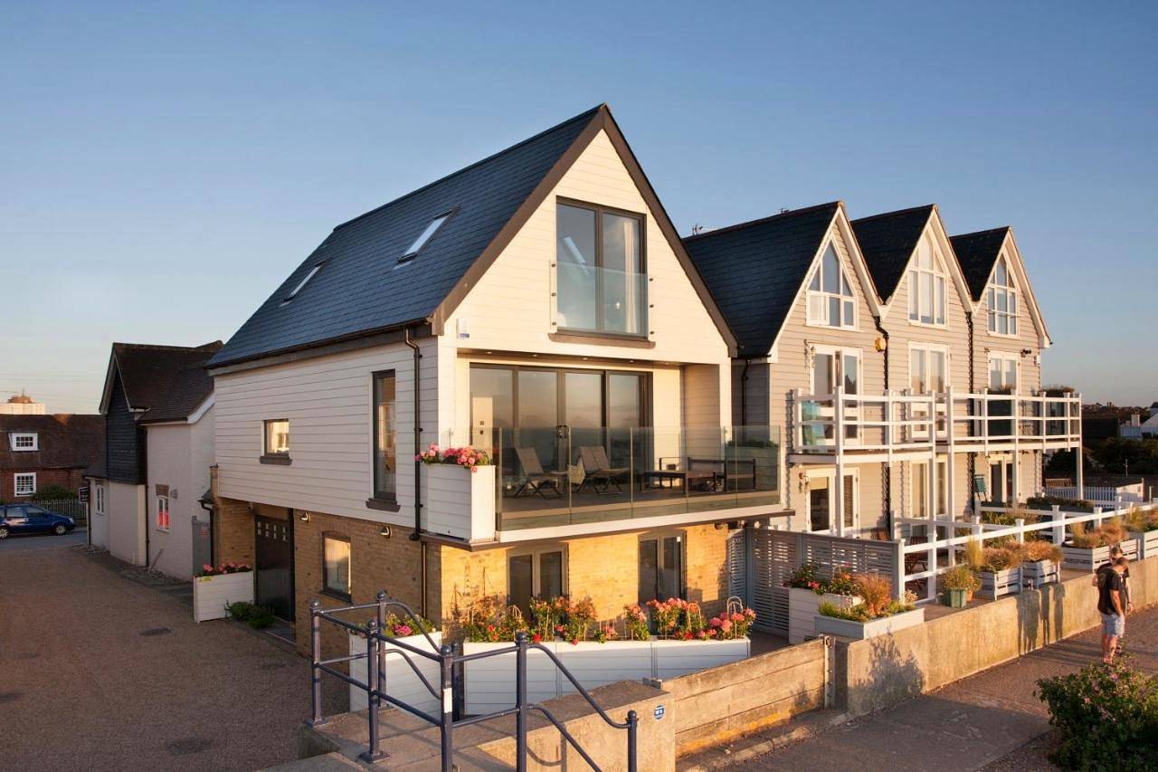 Sea Sunset Cottage in Whitstable, Kent