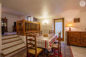 Maison De Vacances pour 4 Personnes dans Mouxy, Bauges, Photo 1