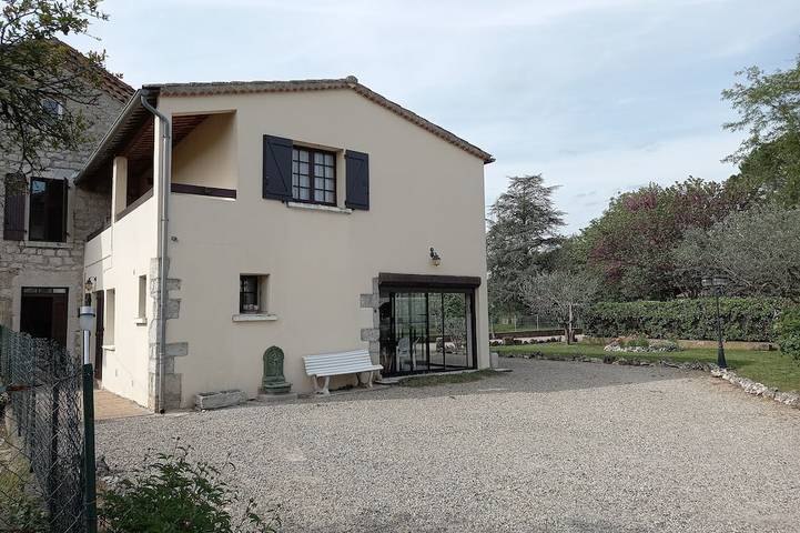 Maison de vacances pour 7 personnes, avec jardin à Ruoms