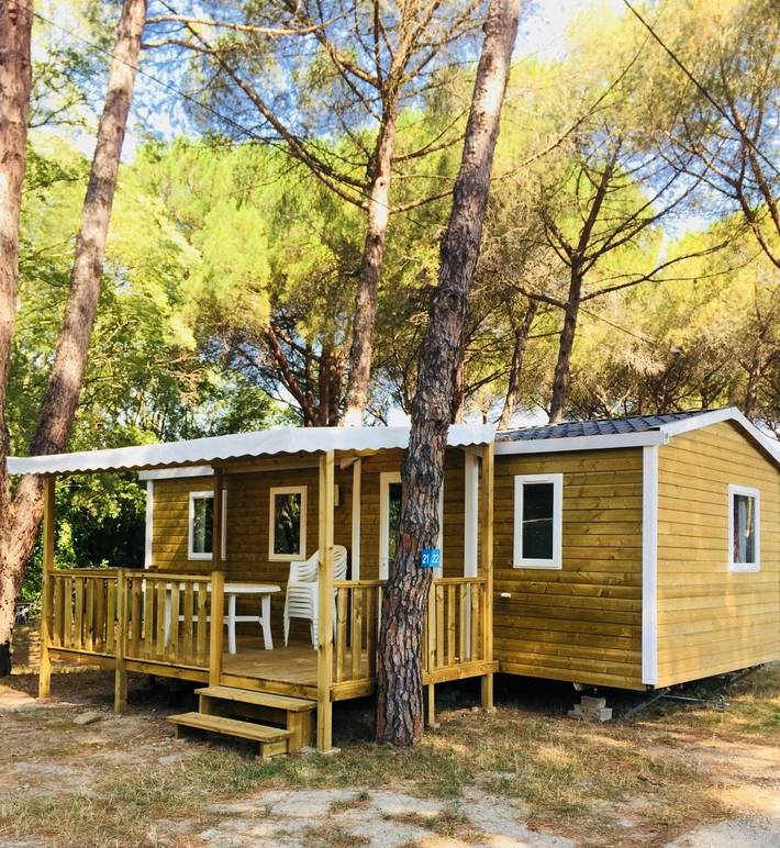 Camping pour 7 personnes, avec terrasse