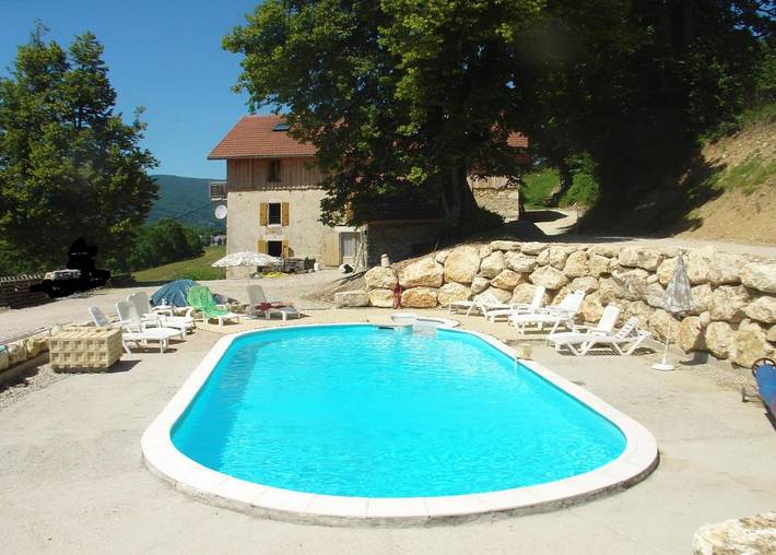 Gîte pour 2 personnes, avec Jacuzzi et Terrasse ainsi que Jardin et Piscine à Saint-Julien-en-Vercors - 2
