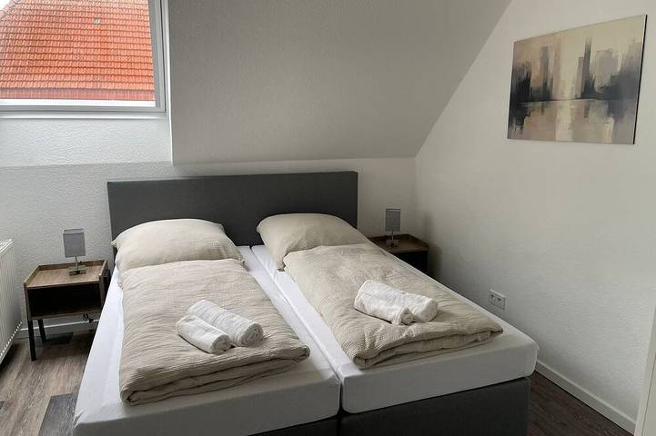 Ganze Wohnung, Moderne Ferienwohnung mit Stil & Komfort in Ovelgönne, Wesermarsch