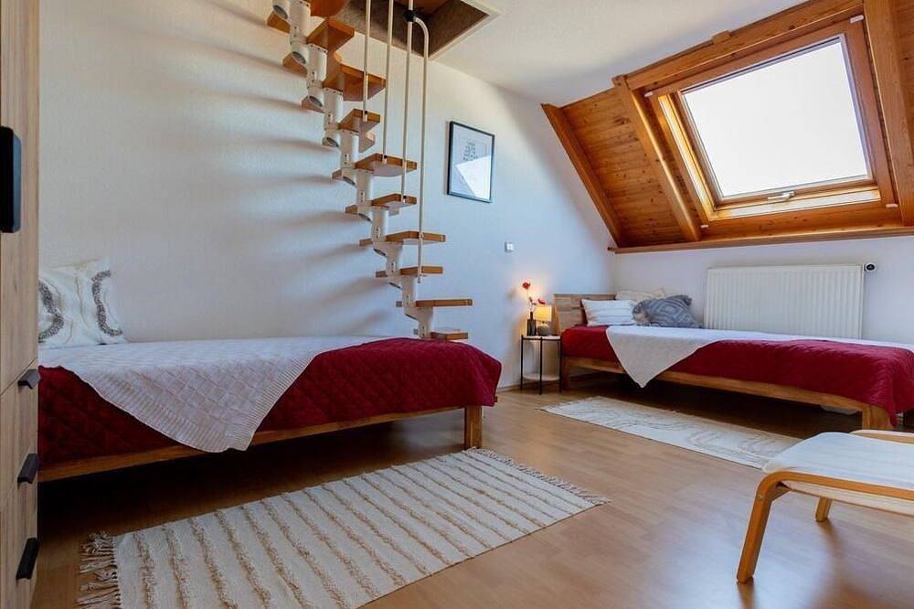 Ganze Wohnung, Ferienwohnung Pfalztime - Ferienwohnung, Dusche oder Bad, Wc, 2 Schlafräume in Bad Bergzabern, Südliche Weinstraße