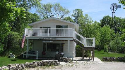 Cabin for 6 Guests in Egg Harbor, Door County, Picture 4