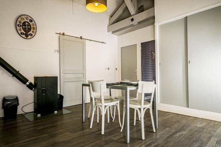 Gîte pour 4 personnes, avec jardin ainsi que balcon et vue dans Le Poët - 4