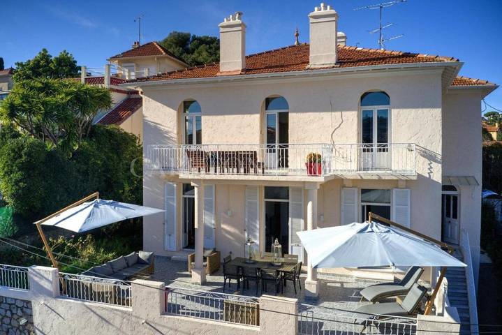 Villa pour 12 personnes, avec Balcon ainsi que Terrasse et Jardin à Cannes - 2