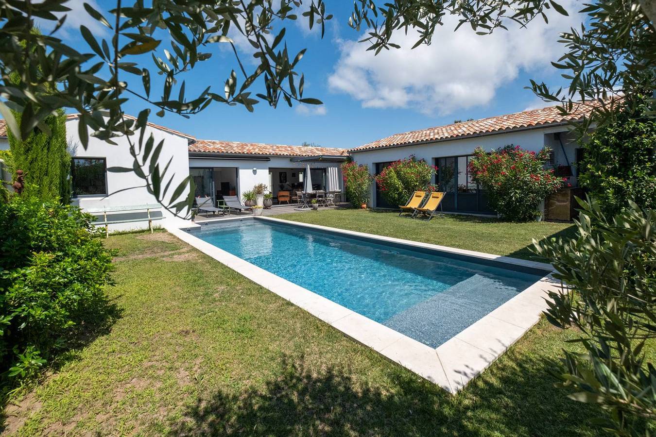 Apartamento vacacional entero, Brand new family villa with heated pool  in La Couarde-sur-Mer, Isla de Ré