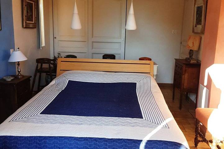Villa with Pool on a 6,200-square-meter Estate in Green Provence. Sleeps 6 to 10 people. in Draguignan, Region de Draguignan