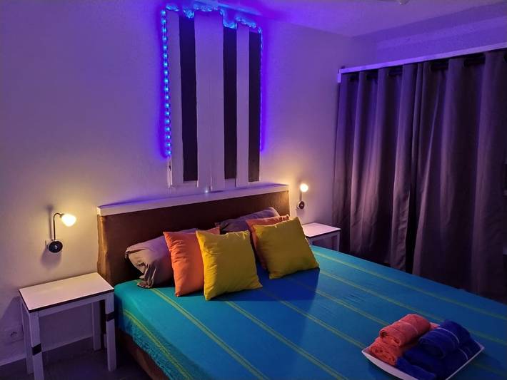 Location de vacances pour 6 personnes, avec piscine et balcon à Sainte-Rose - 4