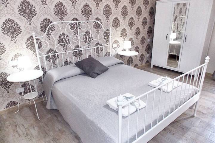 Homerez - Haus in Frascineto - Parkplatz in Frascineto, Cosenza Provinz