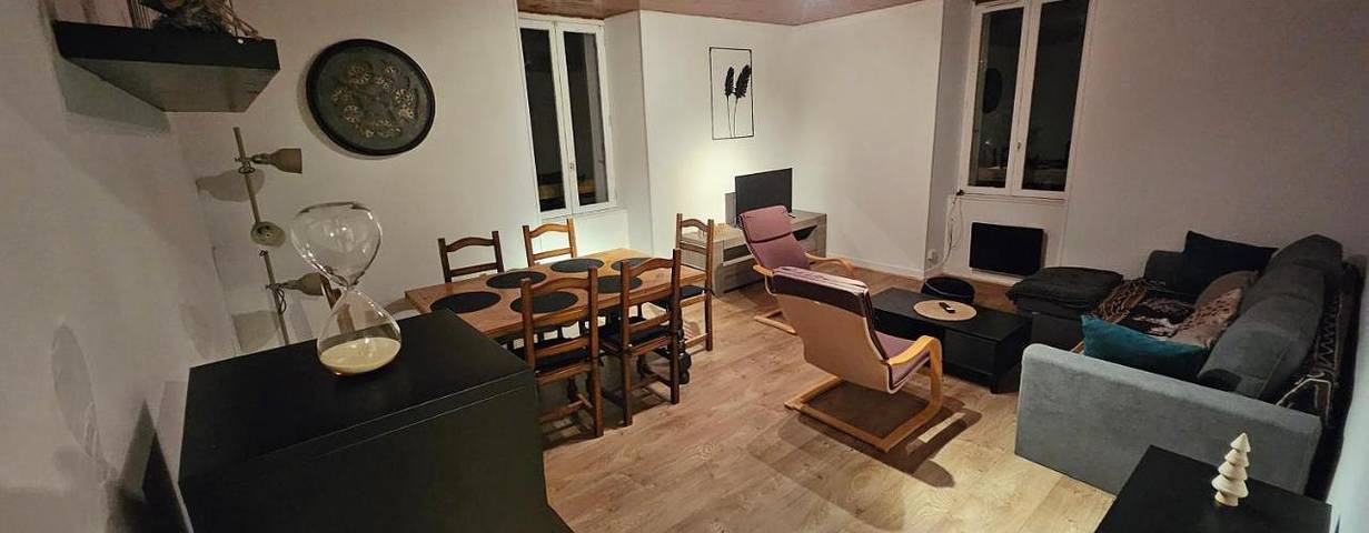 Apartamento de vacaciones para 5 personas, con vistas y jardín - 1