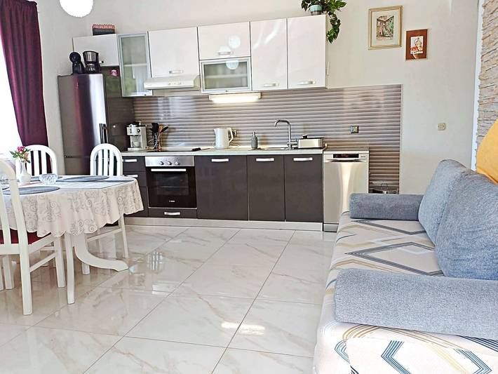 Ganze Wohnung, Apartment Iryna in Rogoznica, Šibenik-Knin