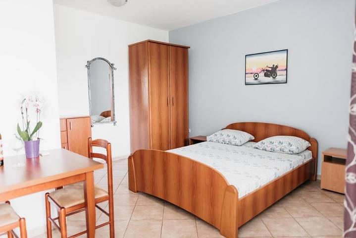 Maison d’hôte pour 4 personnes, avec vue et jardin dans Bar - 3