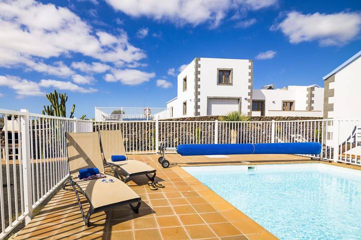 Villa für 4 Personen, mit Garten und Terrasse, mit Haustier - 1