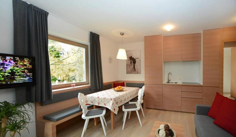 Gîte pour 4 personnes, avec vue et jardin à Dobbiaco - 2