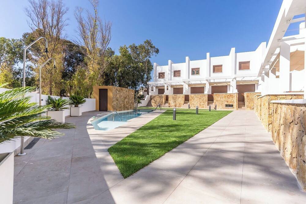 Mediterranean calm, cozy home with terrace in residential complex with pool in San José (Almeria), Níjar