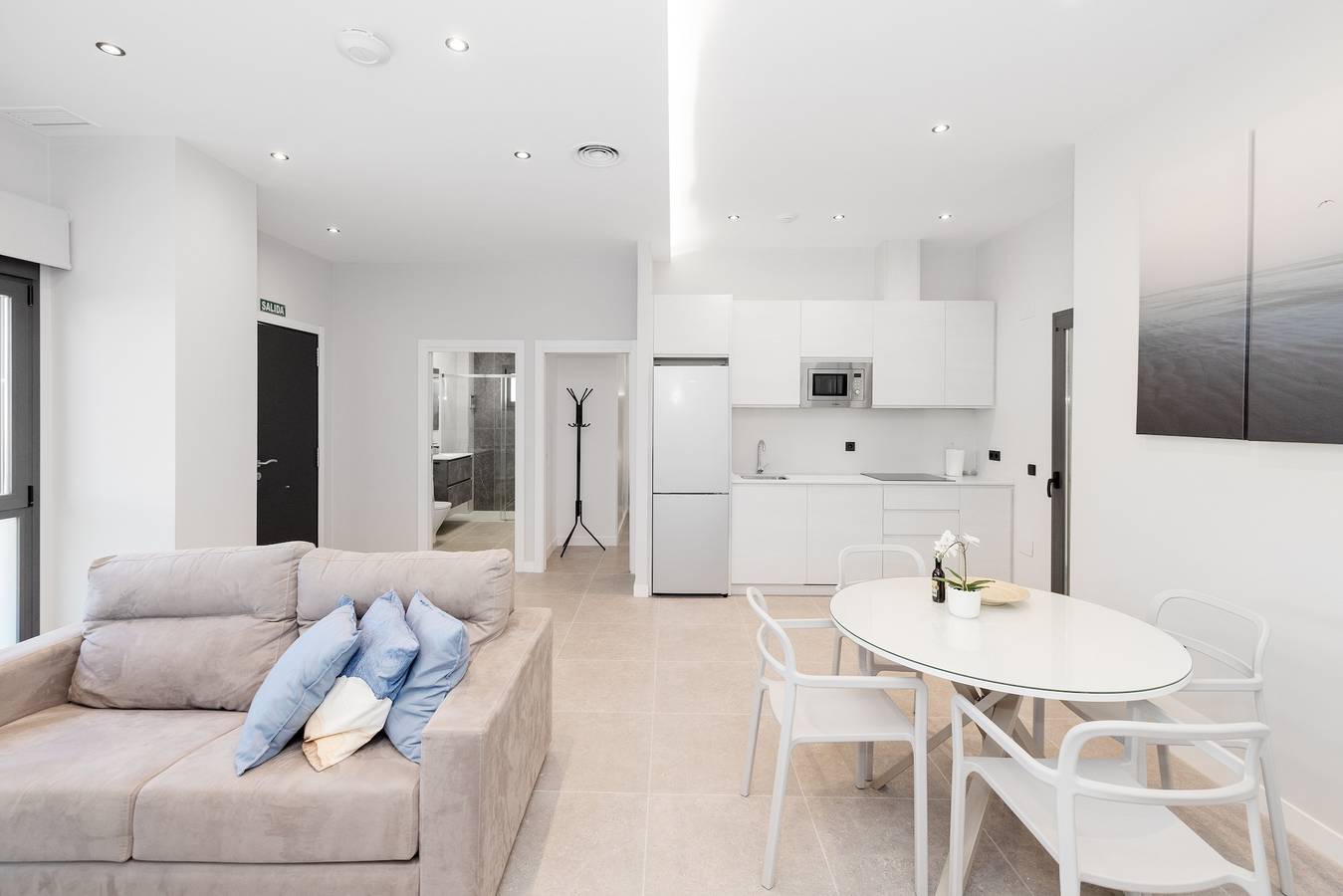 Hel lejlighed, Apartment '2-Bed Antares' with Shared Pool, Wi-Fi, and Air Conditioning in playa canina (Vélez-Málaga), Vélez-Málaga