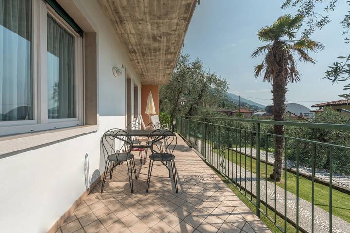 Appartamento intero, Appartamento vacanze per 5 persone con balcone in Malcesine, Prealpi Gardesane