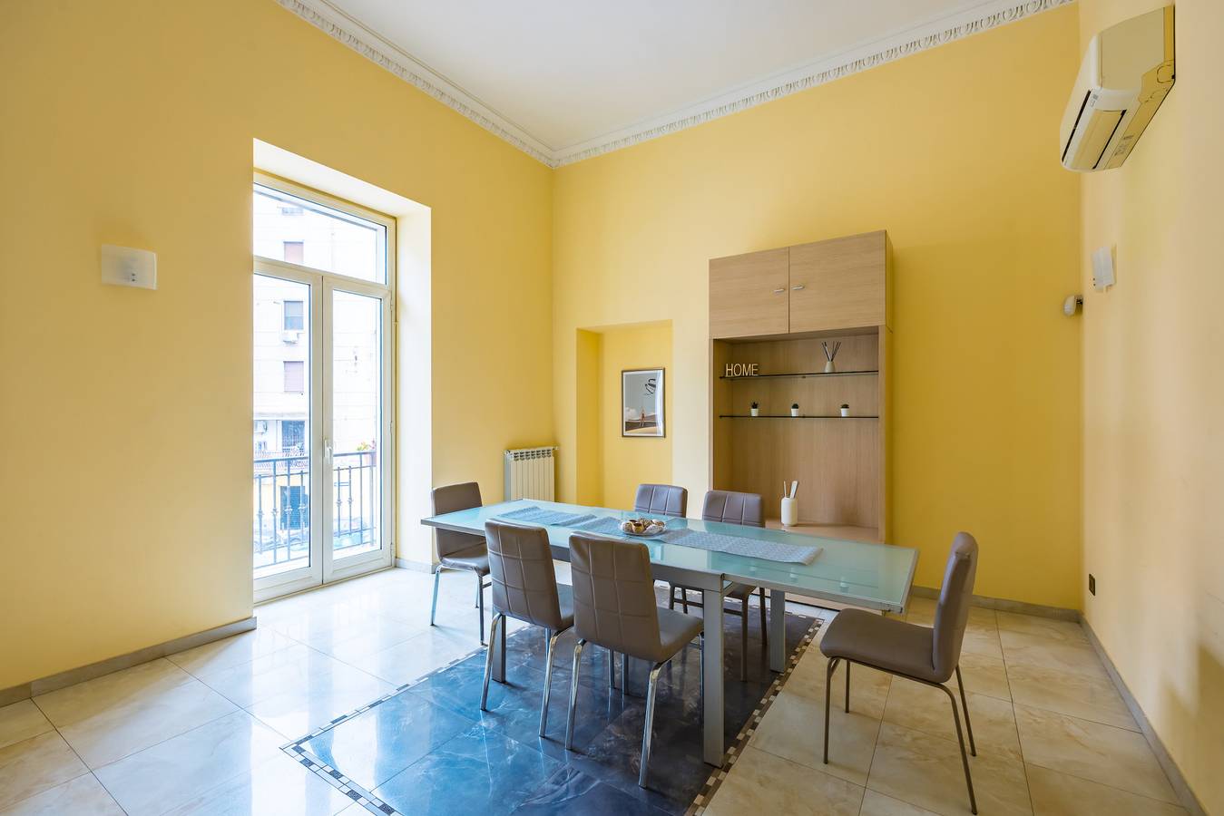 Geheel appartement, Family Apartment with Terrace by Wonderful Italy in Napels, Provincie Naples