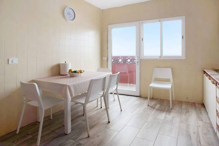 Casa de vacaciones "El Faro Sardina" con vistas al mar, terraza y Wi-Fi in Gáldar, Gran Canaria Norte