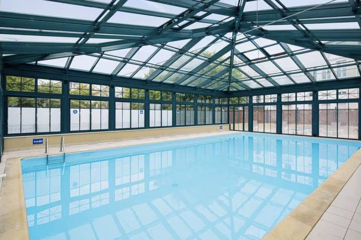 Gîte pour 4 personnes, avec balcon et piscine, adapté aux familles dans Aquarium de la Rochelle - 4