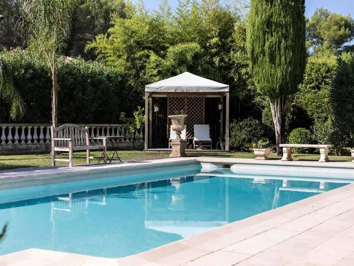 Location de vacances pour 8 personnes, avec piscine et jardin à Mougins - 4