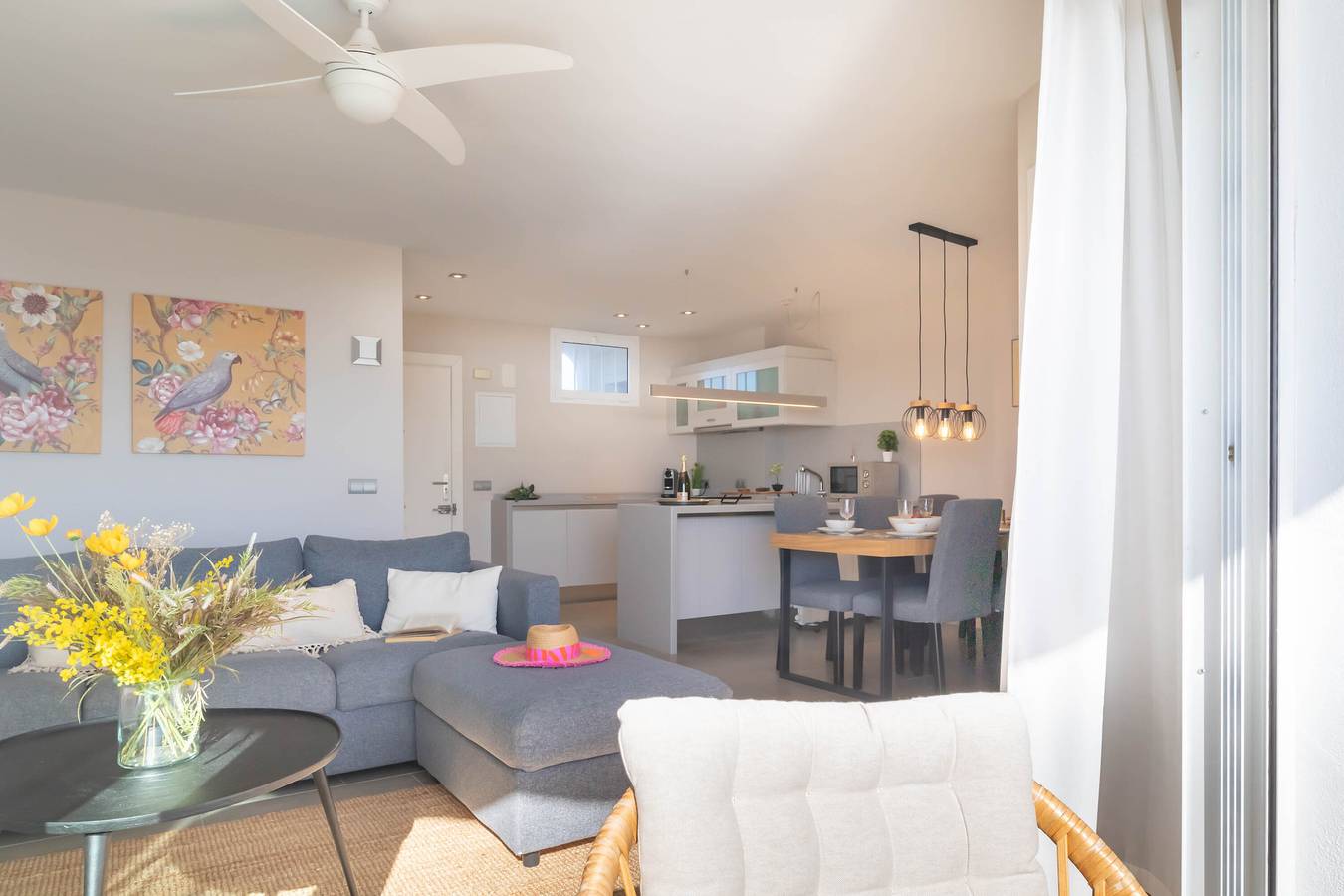 Apartamento inteiro, Apartamento de férias para 6 pessoas com piscina in Marbella Oriental, Marbella