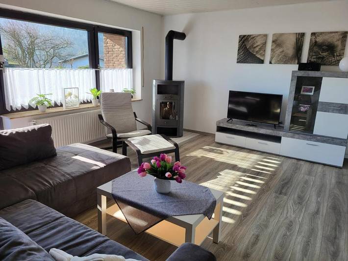 Ferienwohnung für 4 Personen, mit Terrasse und Garten sowie Ausblick in Bodenwerder