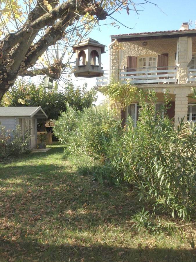 Gîte pour 3 personnes, avec piscine ainsi que vue et jardin à Saint-Hilaire-de-Brethmas - 4